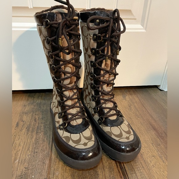 Coach Brown and Black Winter Boots - Picture 1 of 7